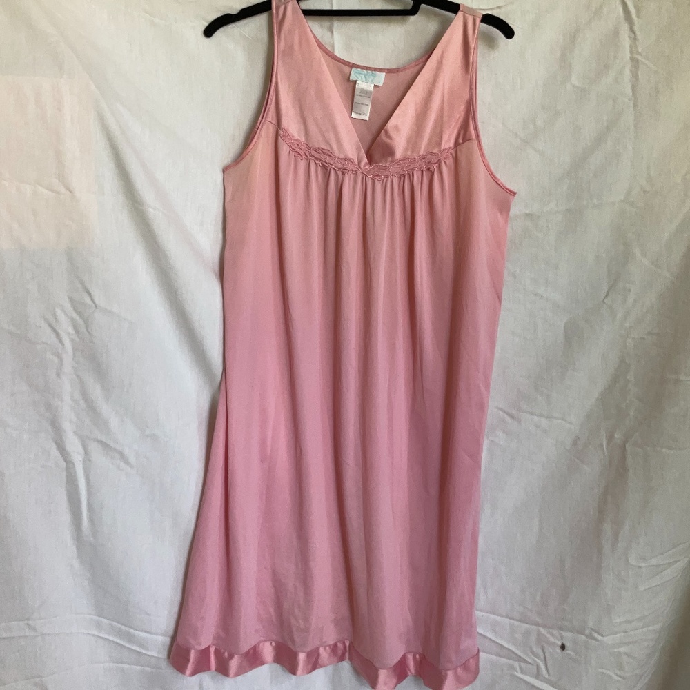 Vintage 1950s pink balletcore nightgown